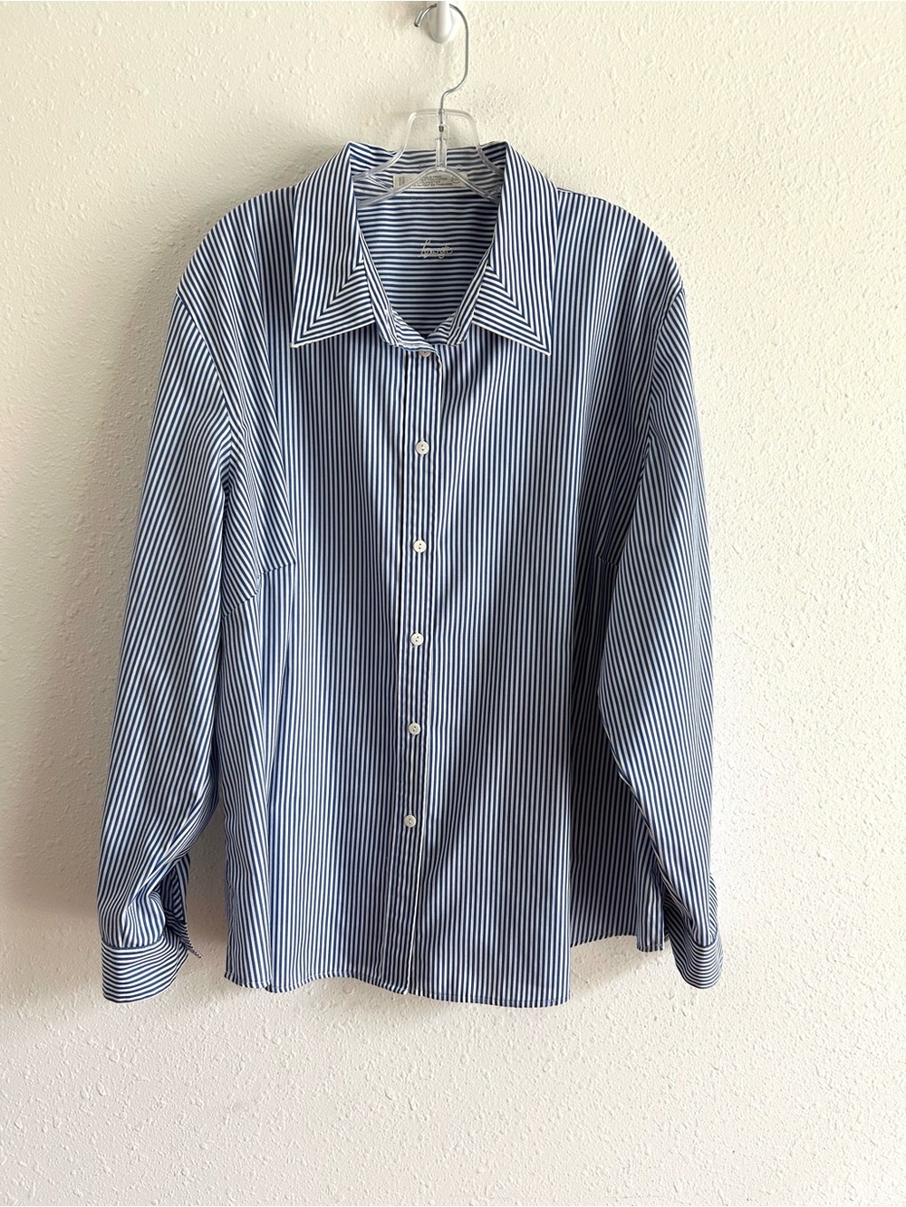 Foxcroft Striped Button Front Shirt Women's 22W Blue White Non-Iron Career